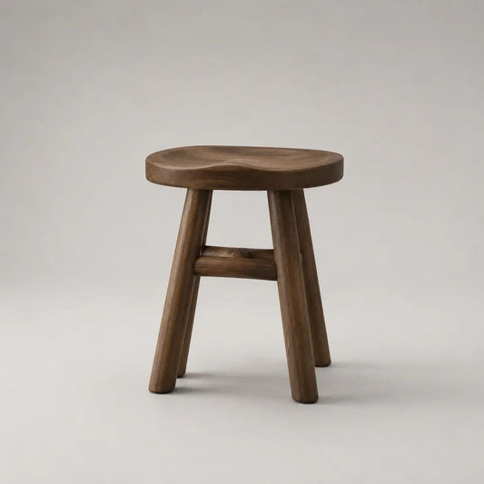 Sgabello basso in legno massello di acacia marrone con seduta sagomata, 40 x 30 x 45 cm